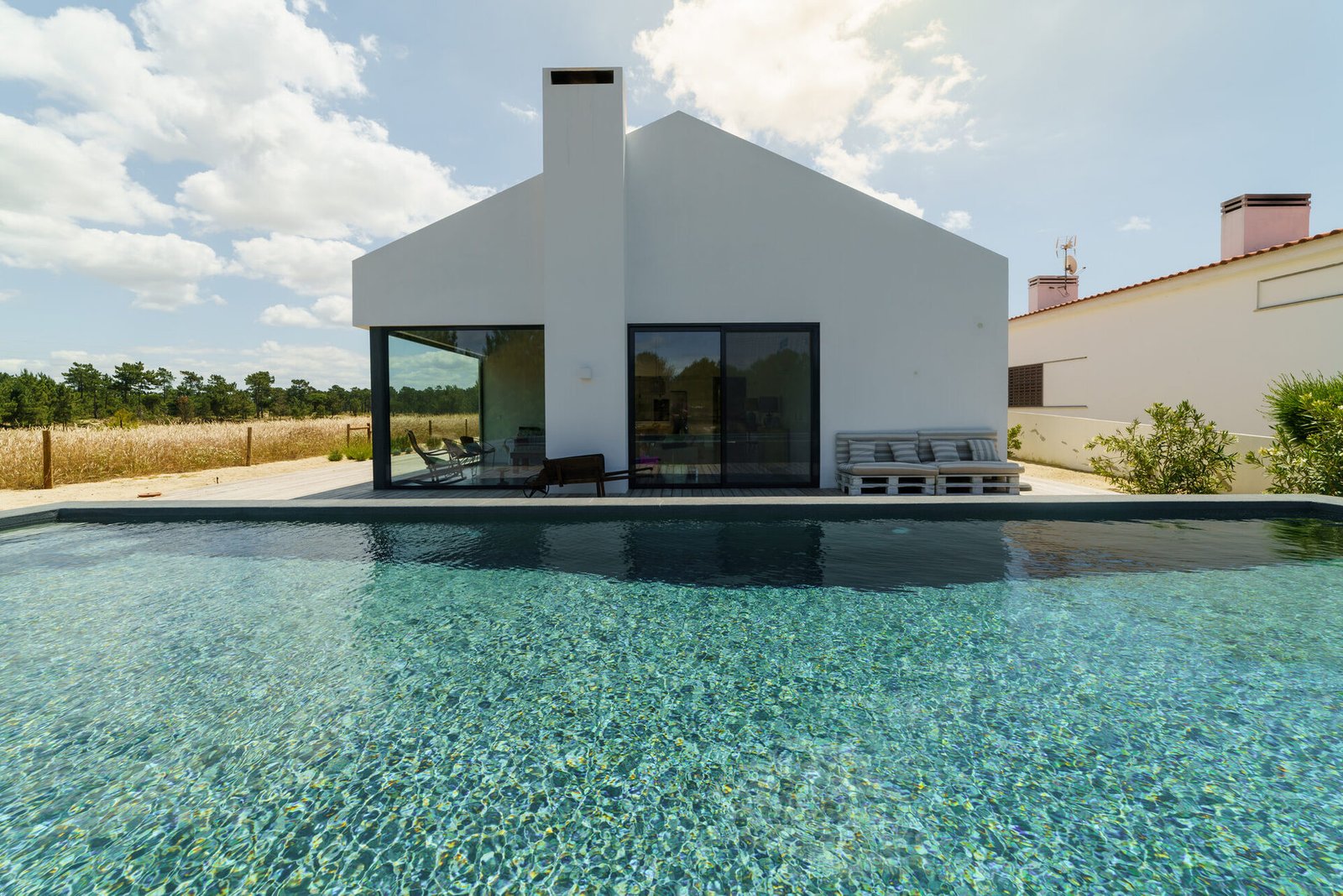 Spanish villa with pool insured for an expat owner